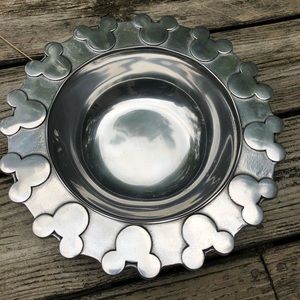 Rare Wilton Disney Art Gallery LG Pewter Mickey Mouse Bowl By Wilton Armetale